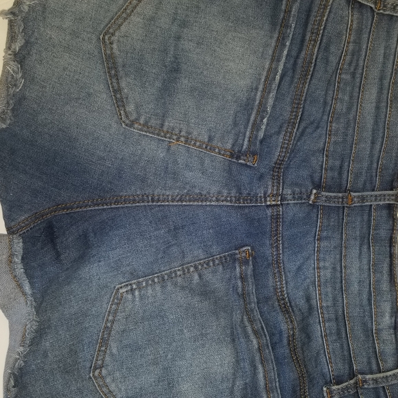 Distressed Hippie Laundry High Rise Shorts - Picture 10 of 11